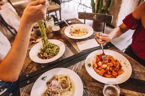 Macchina Pasta Bar